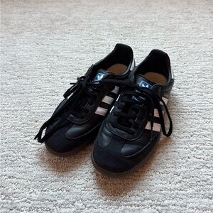 Adidas Sambas